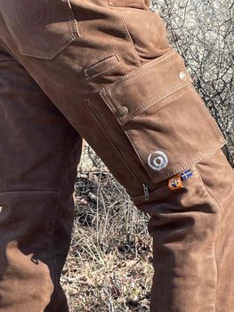 Leather pants with Dyneema