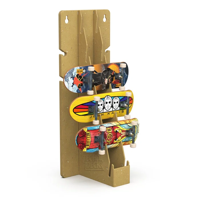 Tech Deck DGK Board Display with 3 x 96mm Fingerboards boar display - Nordic Skateboard Supply