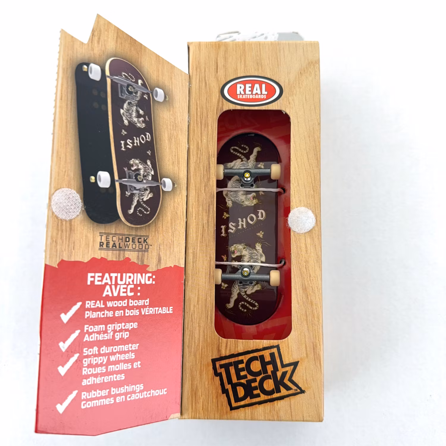 Tech Deck Performance Series Real Ishod Wair Cat Scratch Twin Tail – Complete Fingerboard graphic - Nordic Skateboard Supply
