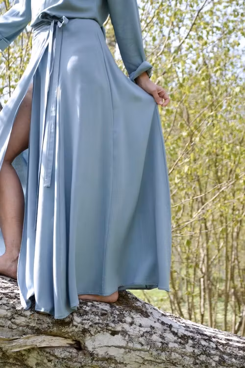 ULTIMATE LONG SKIRT - VINTAGE BLUE