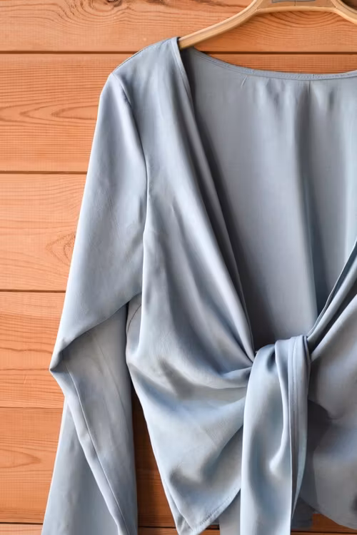 ULTIMATE BACKWARD TOP - VINTAGE BLUE