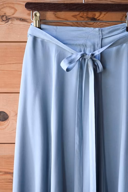 ULTIMATE LONG SKIRT - VINTAGE BLUE