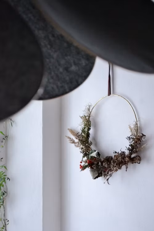 DEKORATIONSRING ANTIK GULD MELLAN
