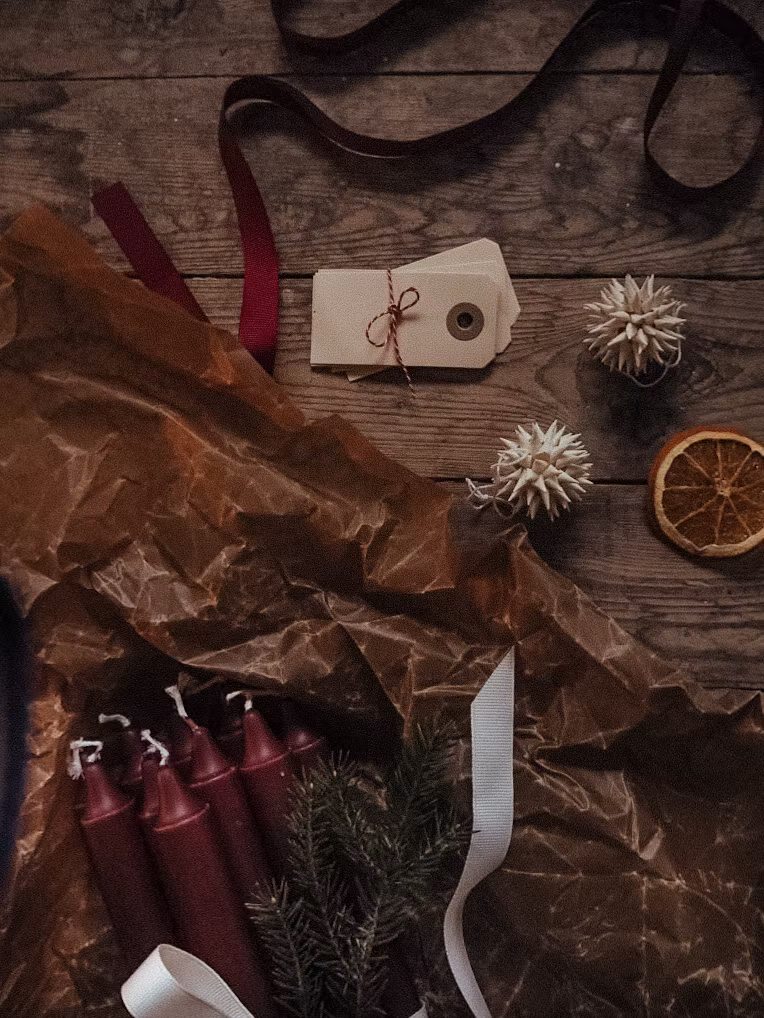 10 st krämvita etiketter