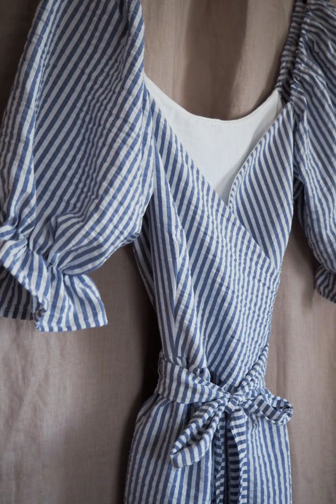 PUFFY DRESS - STRIPED BLUE/WHITE