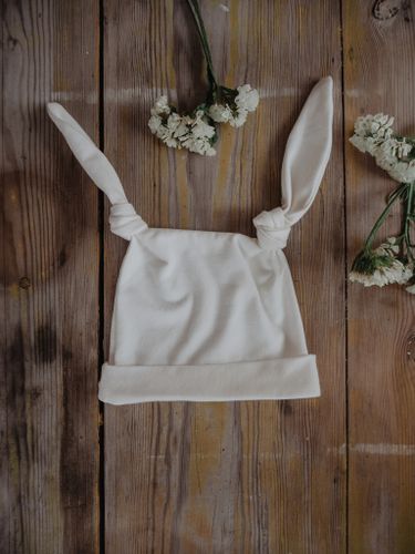 LONG EAR BABYHAT OFFWHITE