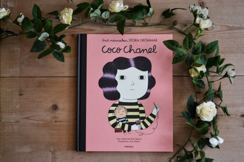 Barnbok COCO CHANEL - Small people Big dreams