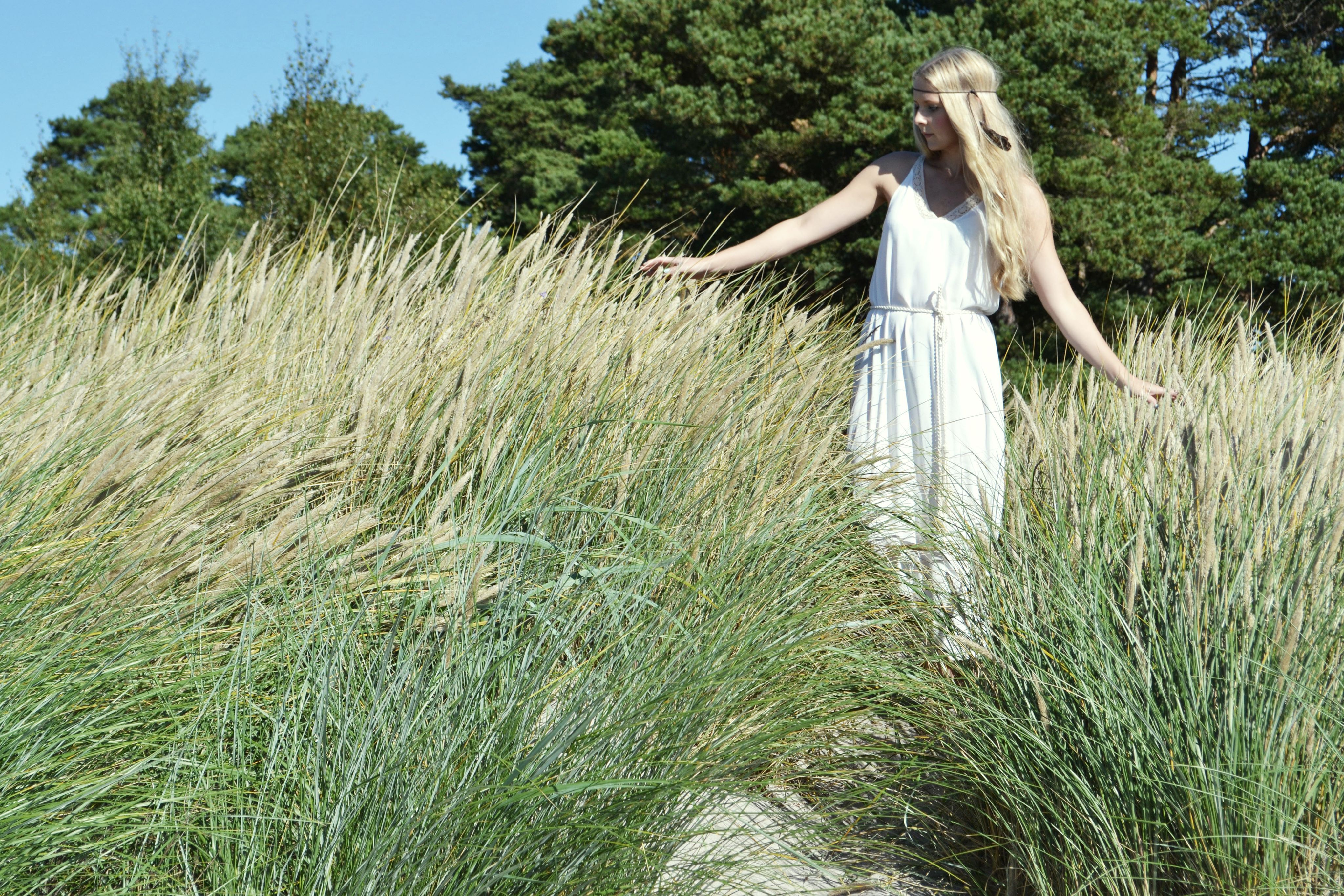 FOREVER SUMMERDRESS CREAM