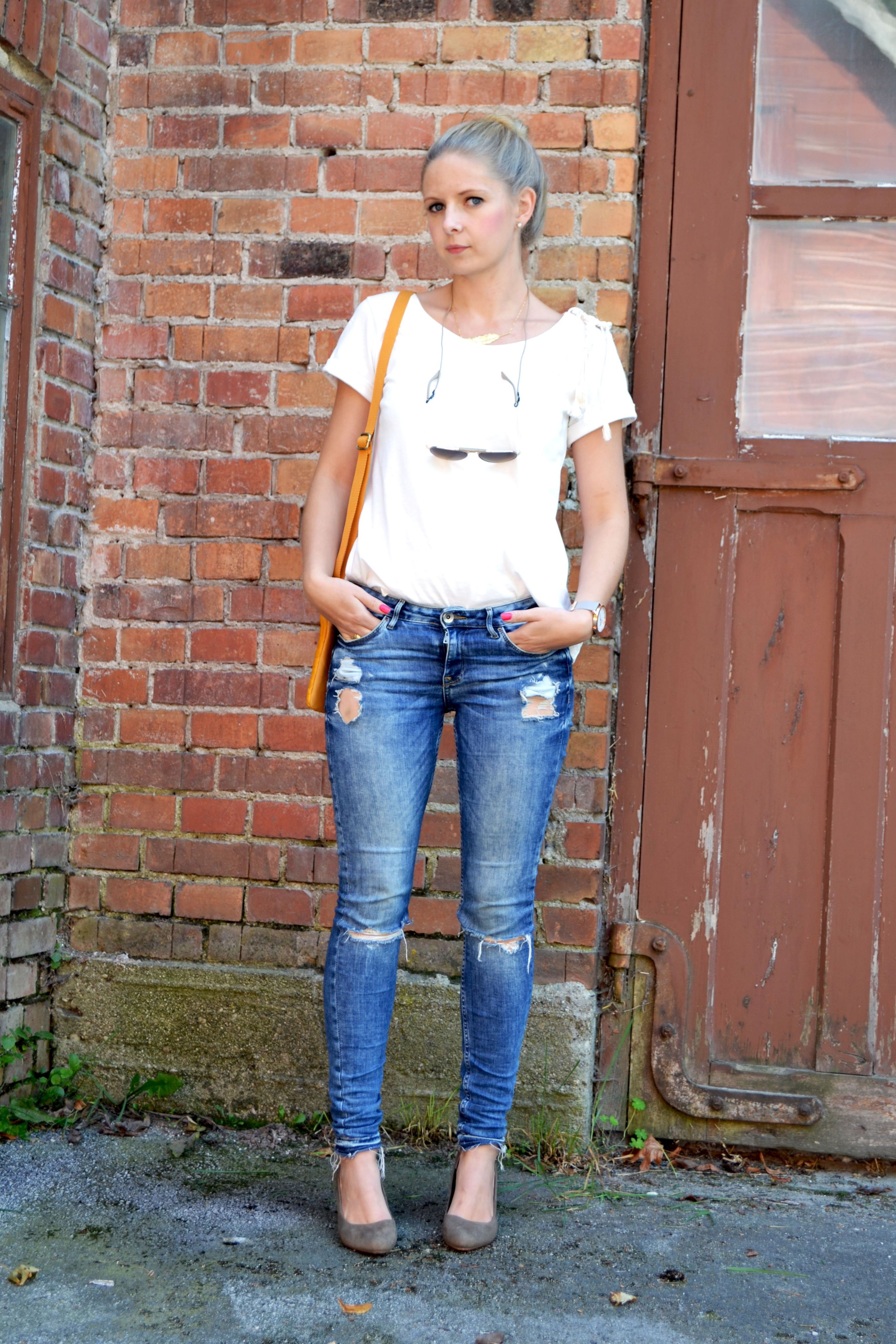 ETERNITY T-SHIRT OFFWHITE