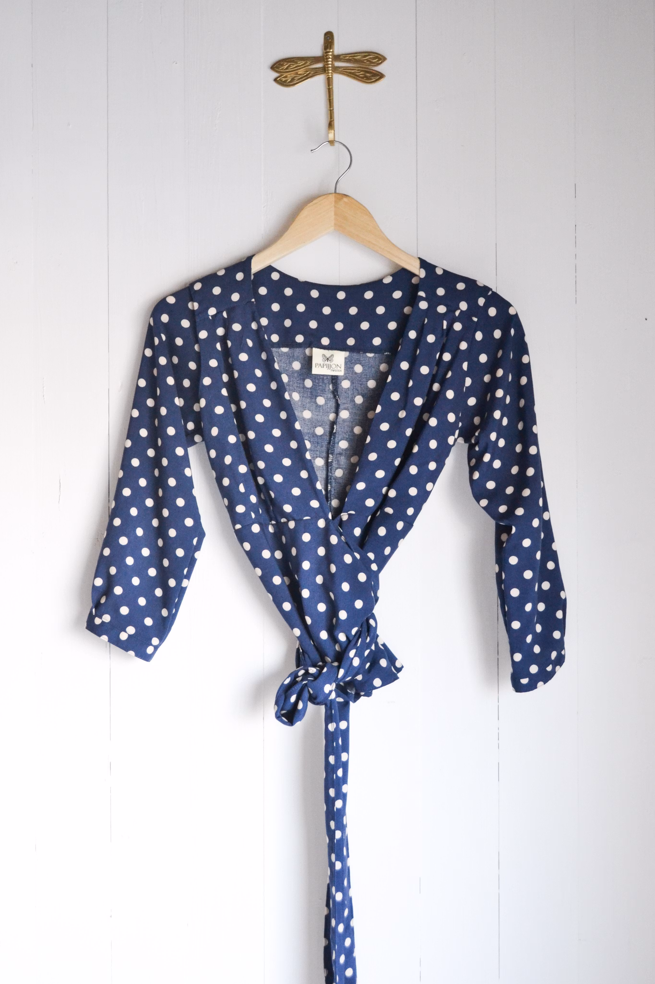 ULTIMATE TOP - BLUE WITH WHITE DOTS