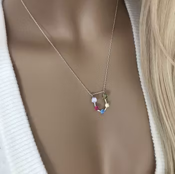 Silverhalsband mixade stenar