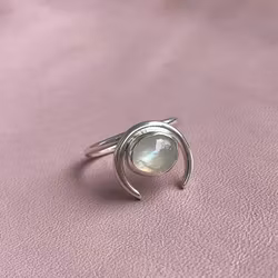 Regnbågsmånsten ring silver