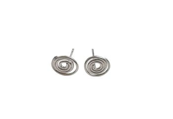 Spiral örhängen i silver