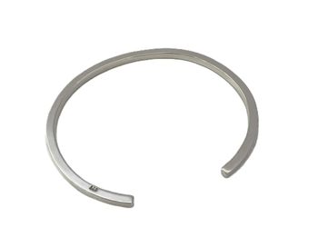 Stelt silverarmband herr