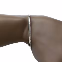Hamrat stelt silverarmband