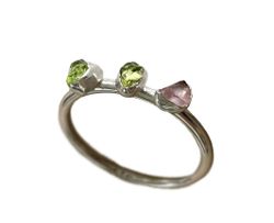 Ädelstens ring Peridot