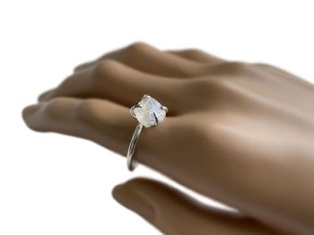 Rå Månsten ring silver