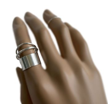 Bred silverring