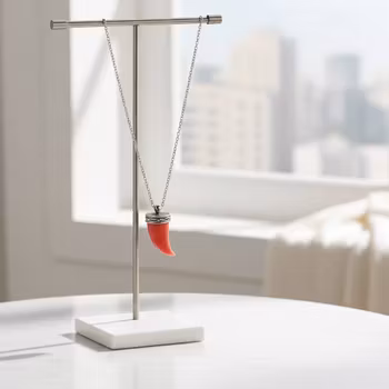 Halsband körsbärskvarts