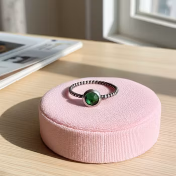 Svart silverring med Swarovski