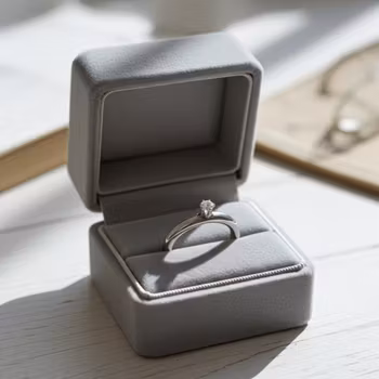 Tjock silverring med Regnbågsmånsten