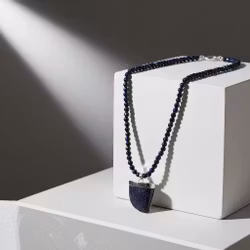 Pärlhalsband blå guldsten