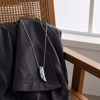 Howlite halsband herr