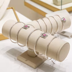 Bangle armband med berlock silver