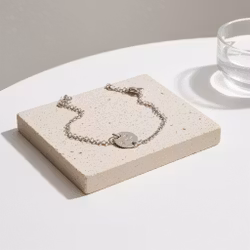 Silverarmband kedja och bricka