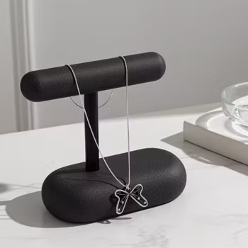 Halsband med Fjäril silver