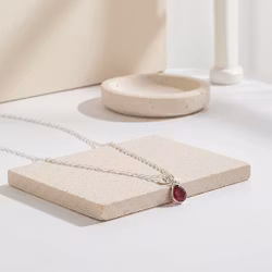 Silverhalsband rosa Safir sten