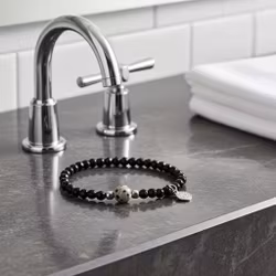 Smalt armband med pärlor herr