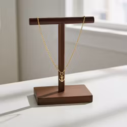 Halsband med kedja och ankare