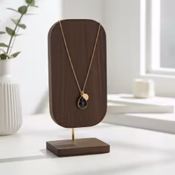 Guldpläterat halsband med hängen