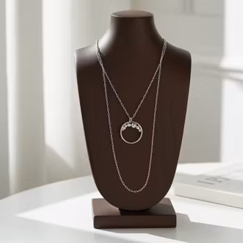 Silverhalsband med rund ring