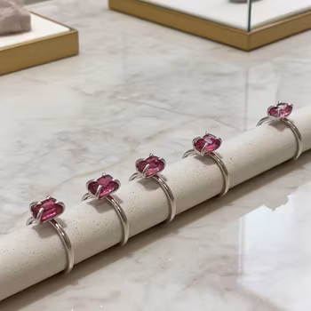 Ring med rå Granat sten silver