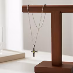 Silverhalsband med kors