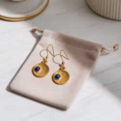 Guldförgyllda hängande örhängen