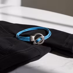 Blått läderarmband herr