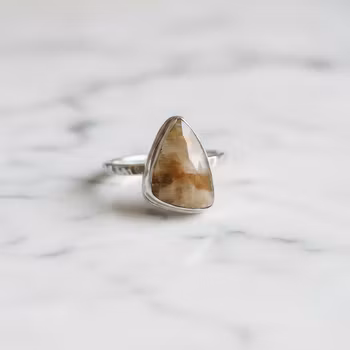 Silverring med gul Safir sten