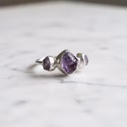 Kristallring rå lila Ametist silver