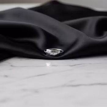 Silverring med bricka