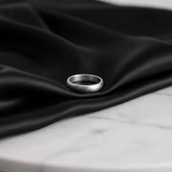 Silverring med matt yta