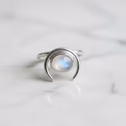 Regnbågsmånsten ring silver