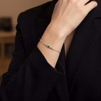 Silverarmband med gren