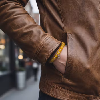 Gult jade armband med Peace berlock herr