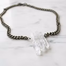 Statementhalsband med råa Bergskristaller