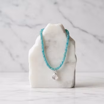 Blå apatit halsband silver