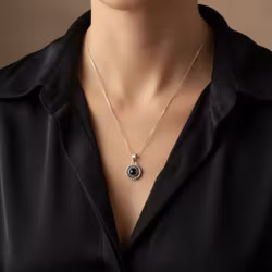 Silverhalsband med svart Onyx