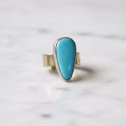 Turkos ring mässing